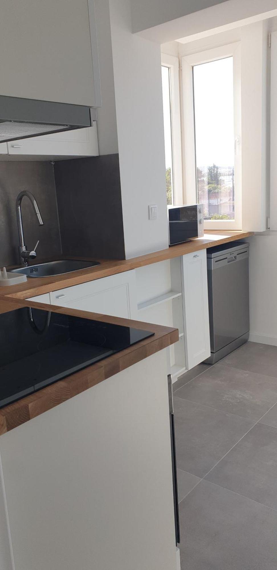 Lejlighed 5min Walk To Subway & 10min Drive To Airport Lisboa